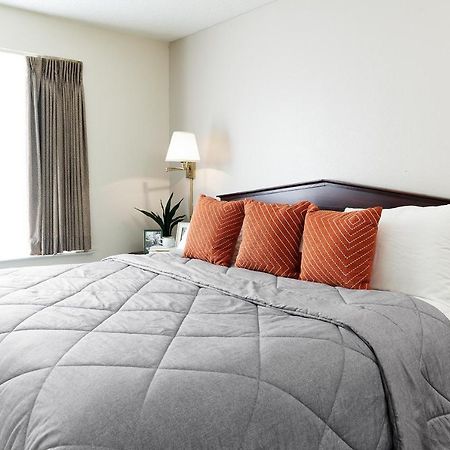 Intown Suites Extended Stay Chicago Il - Oakbrook Villa Park Zewnętrze zdjęcie